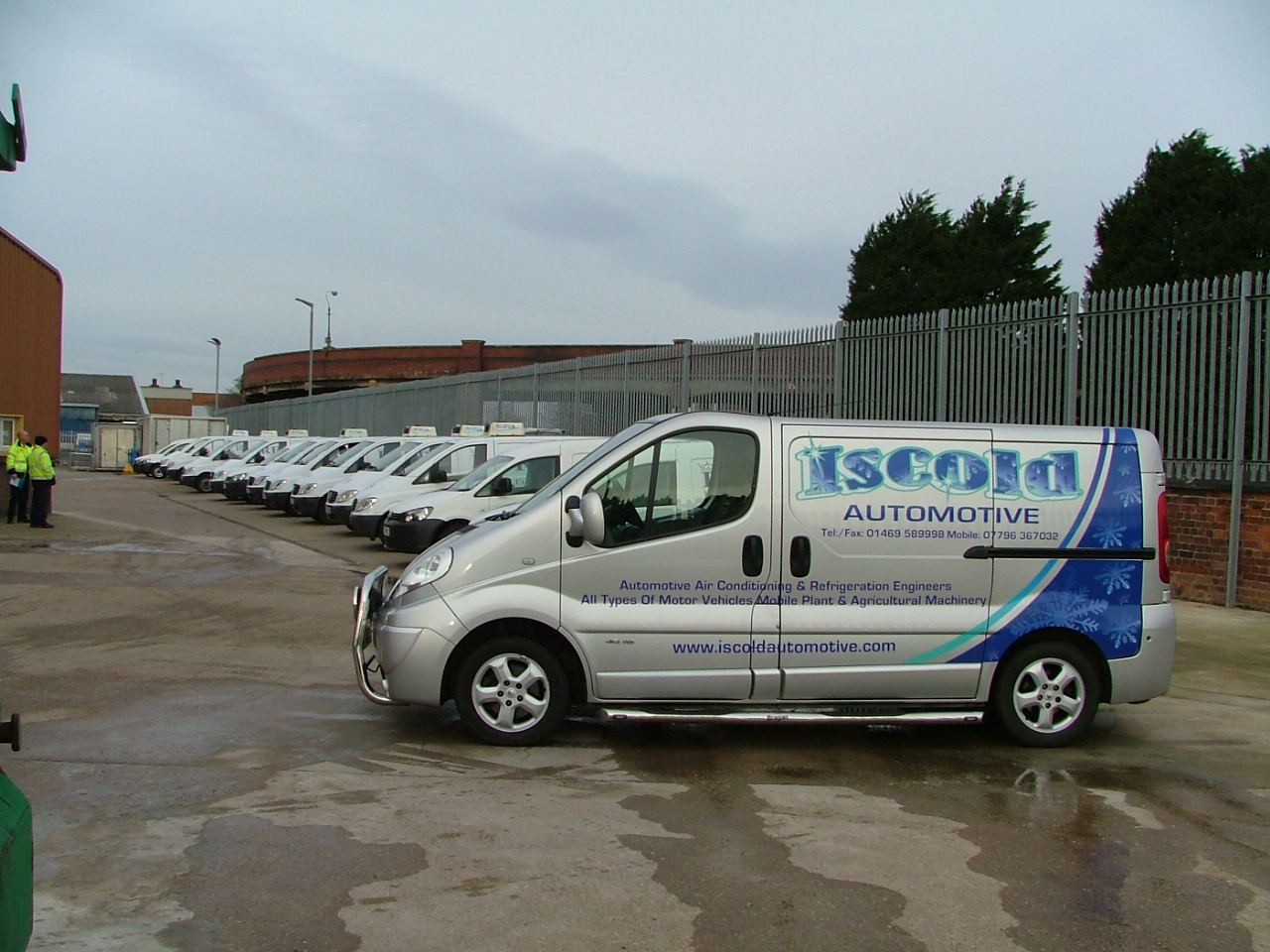 Iscold Automotive service vehicle